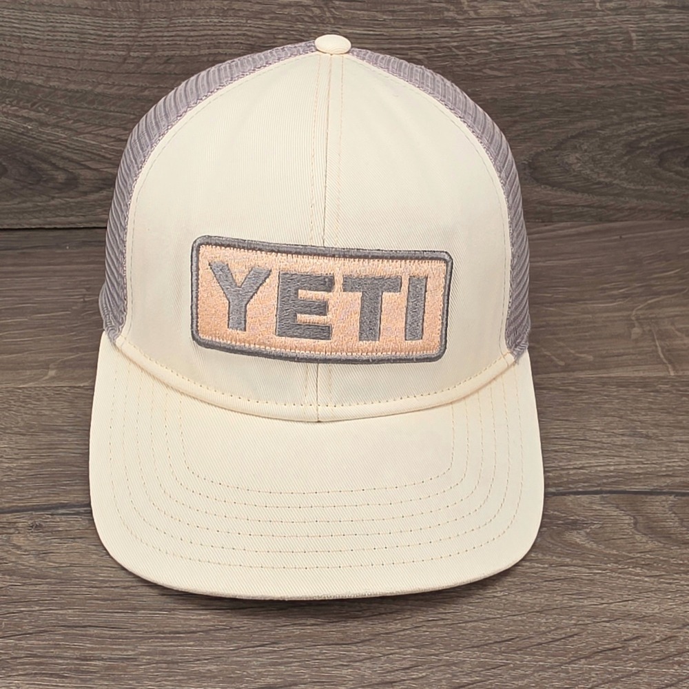 YETI Hat Mens Tan Snapback Trucker Cap Mesh Back Hike Camp Outdoors Gorpcore